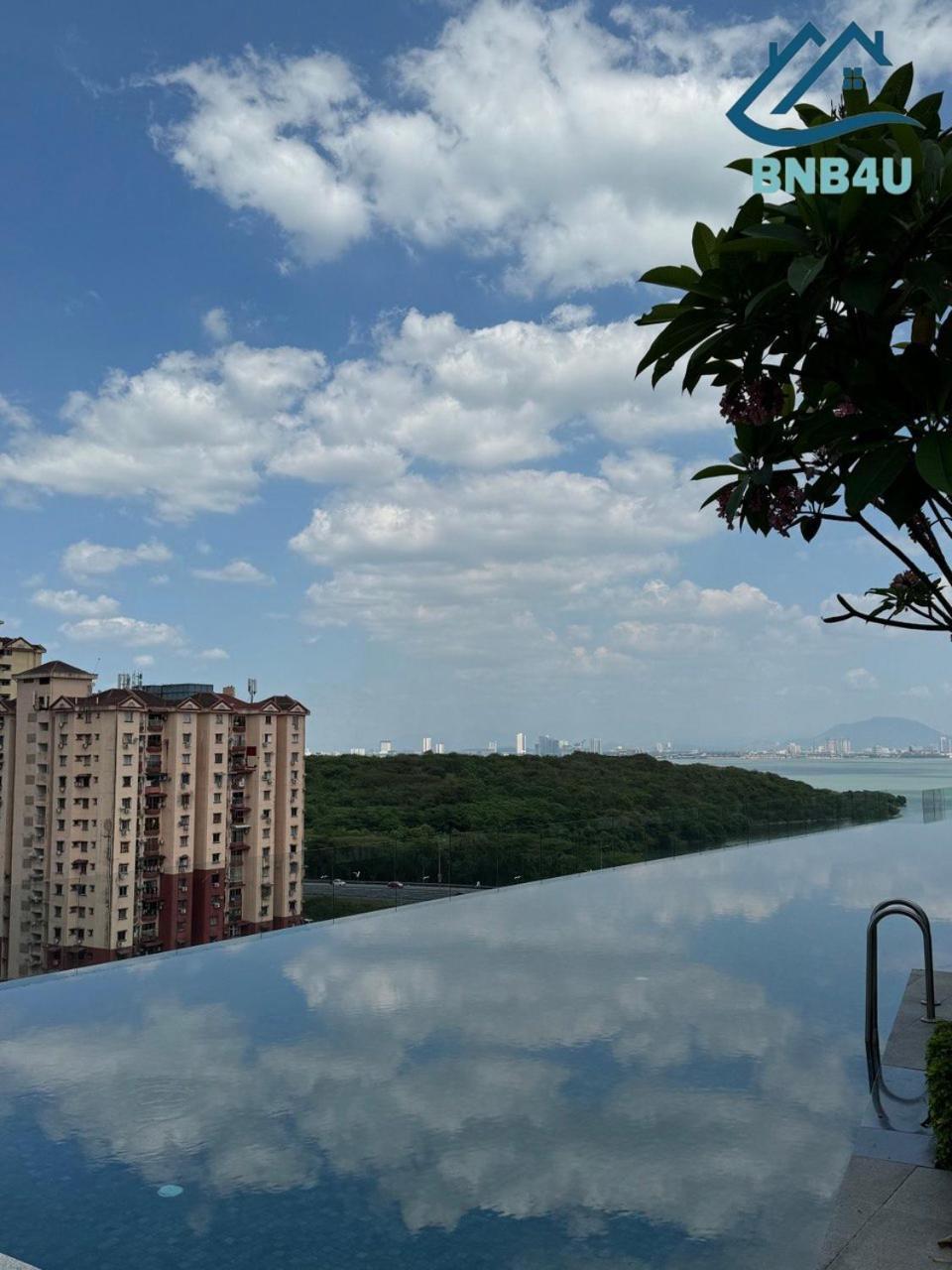 Urban Suites @ George Town Penang By Bnb4U エクステリア 写真